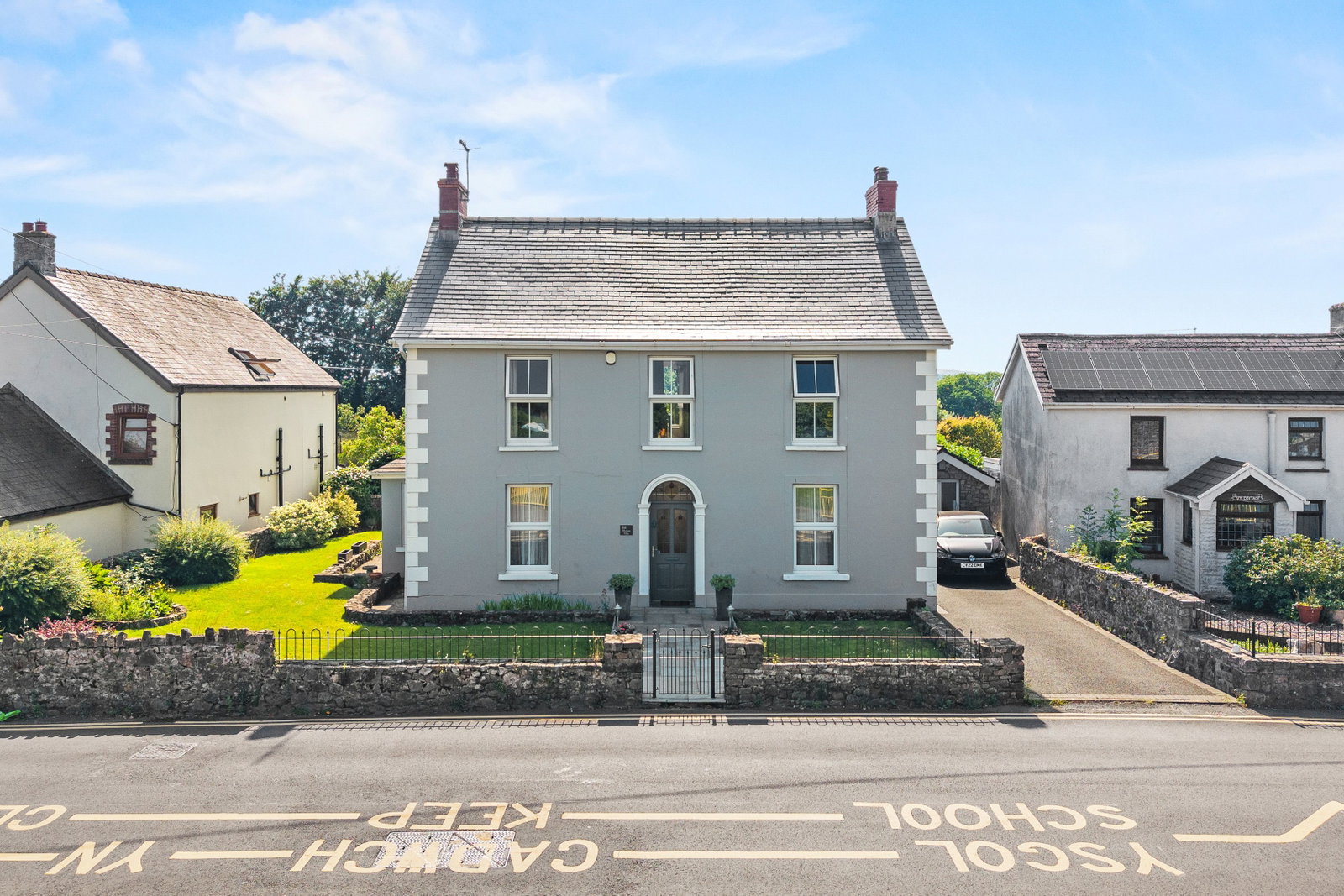 Detached House in Swansea