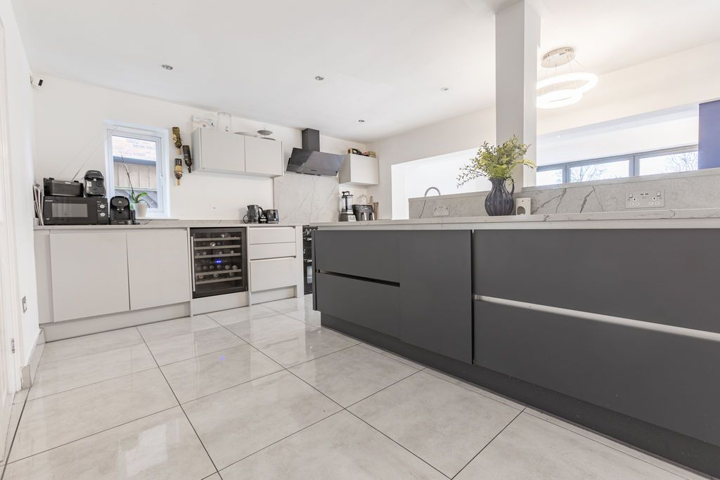 Detached House in Liverpool