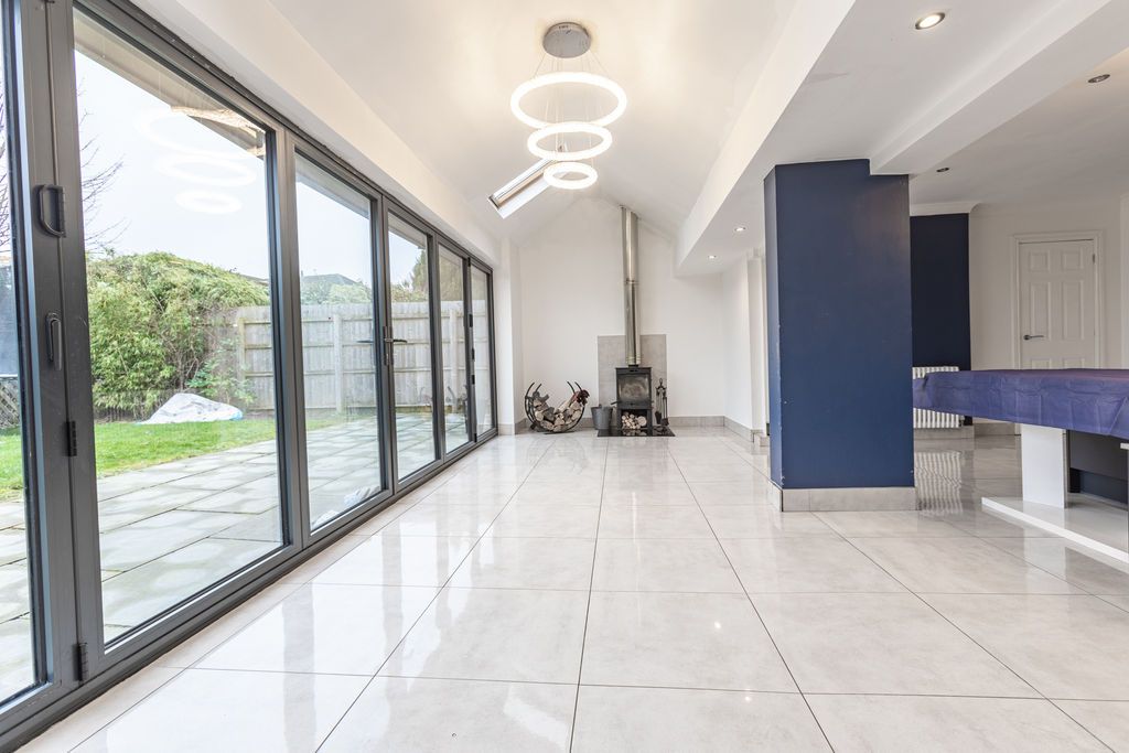 Detached House in Liverpool
