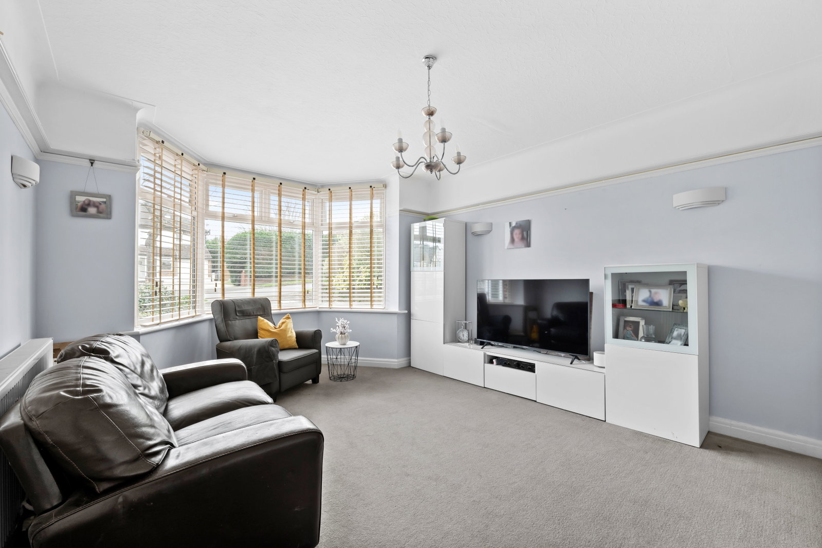 Detached House in South Croydon