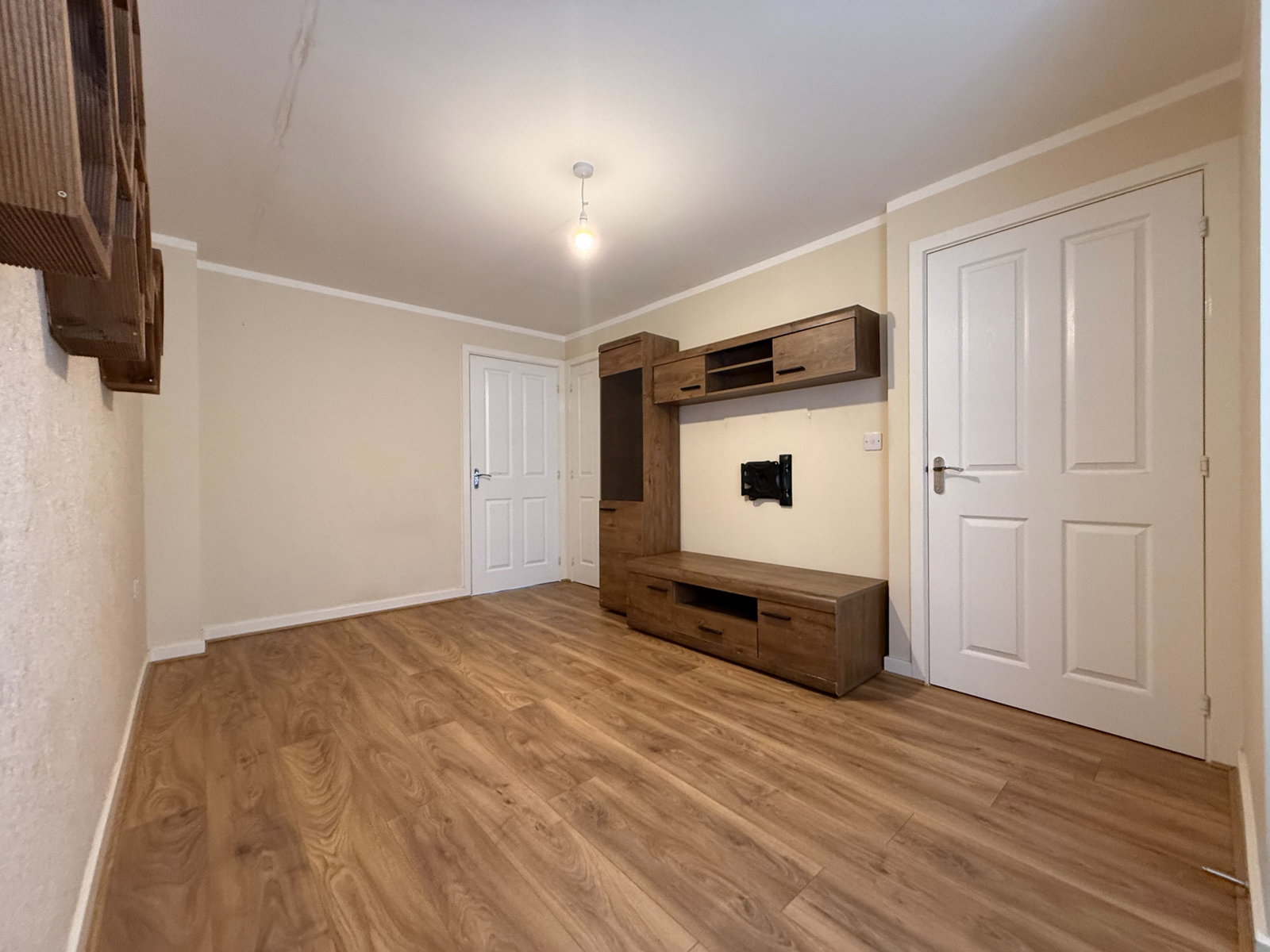 Semi Detached House in Boston
