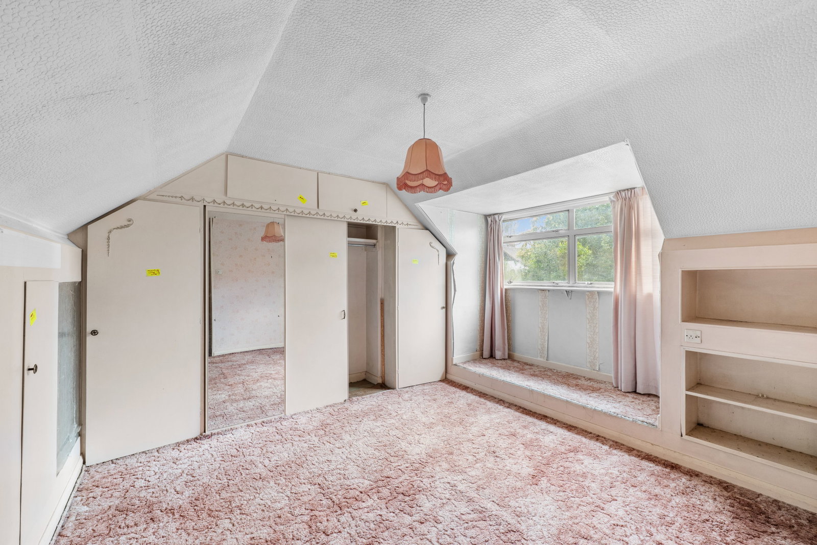 Semi Detached Bungalow in Epsom
