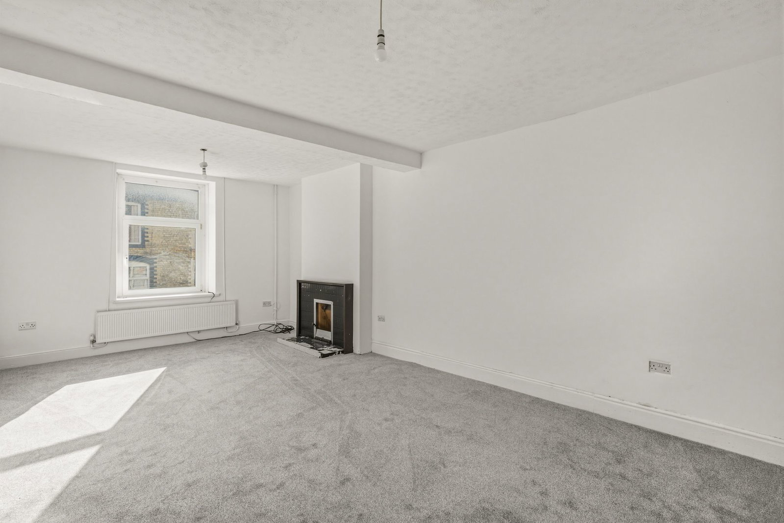 Terraced House in Pontypool