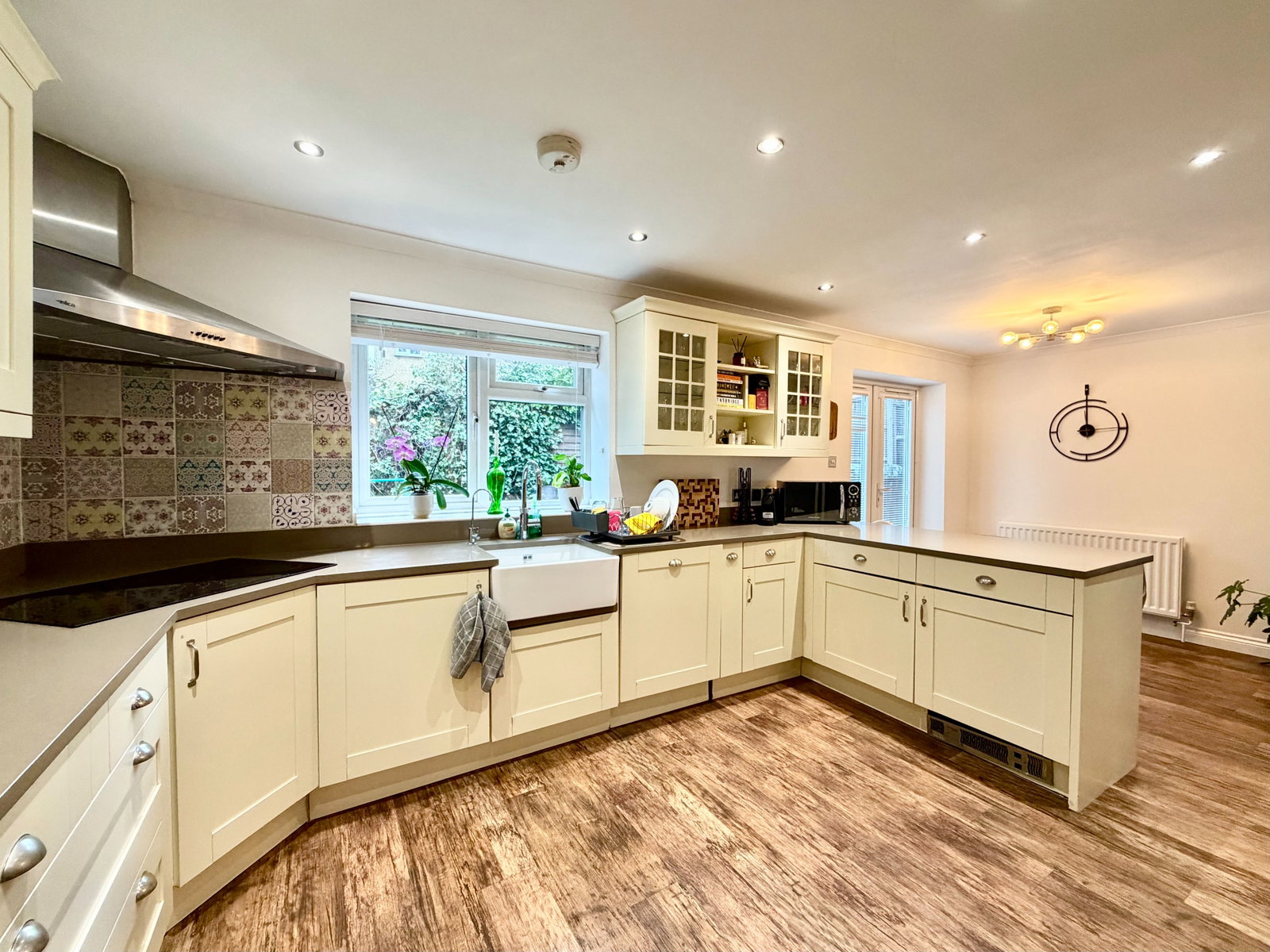 Semi Detached House in Edgware