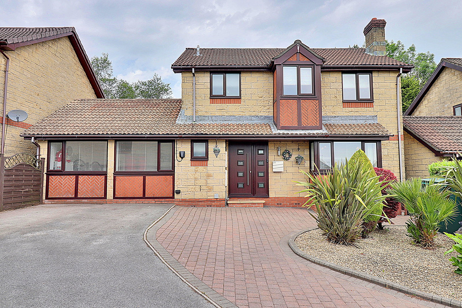 Detached House in Cardiff