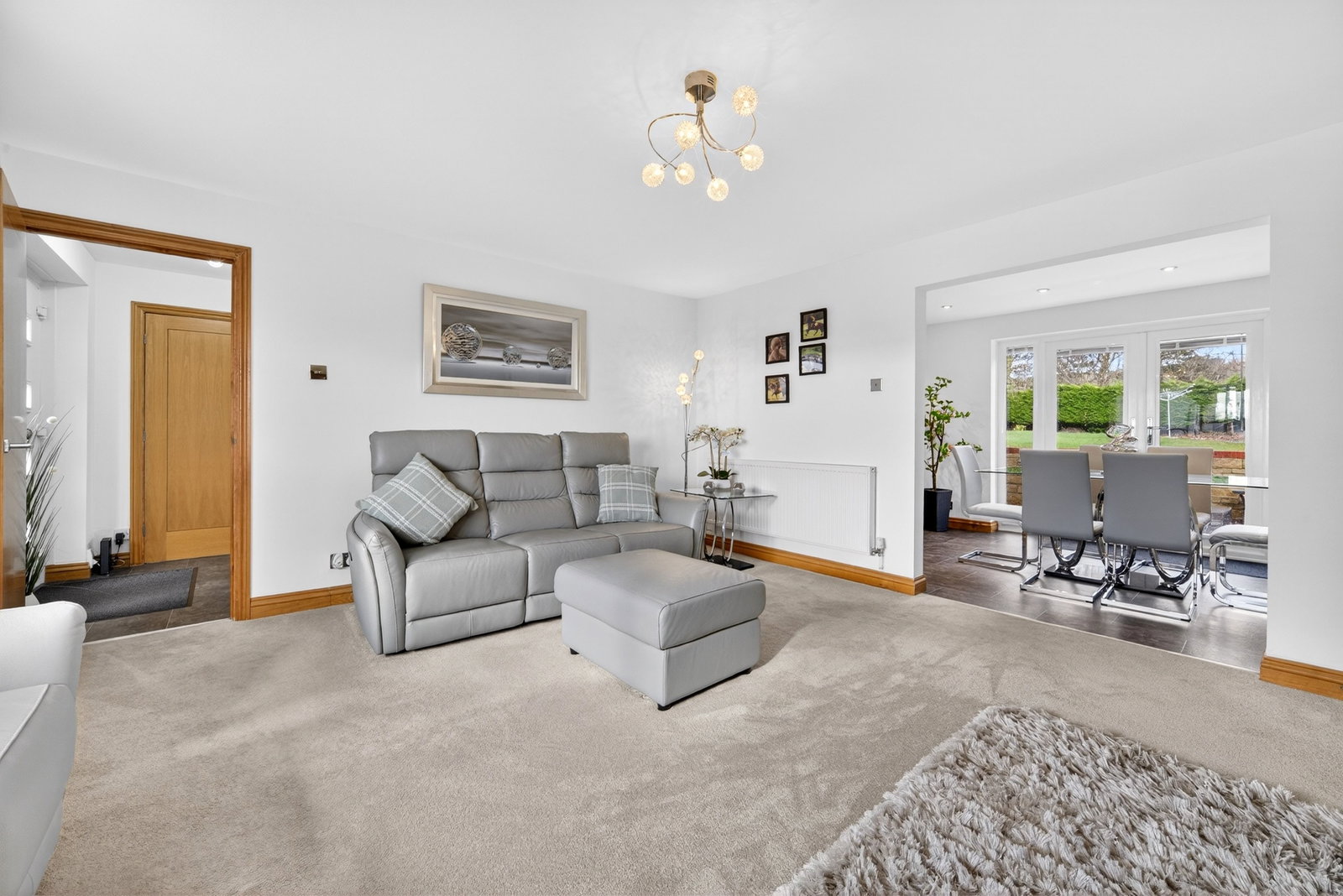 Detached House in Cardiff