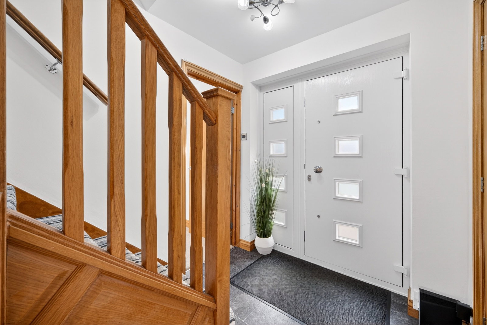 Detached House in Cardiff