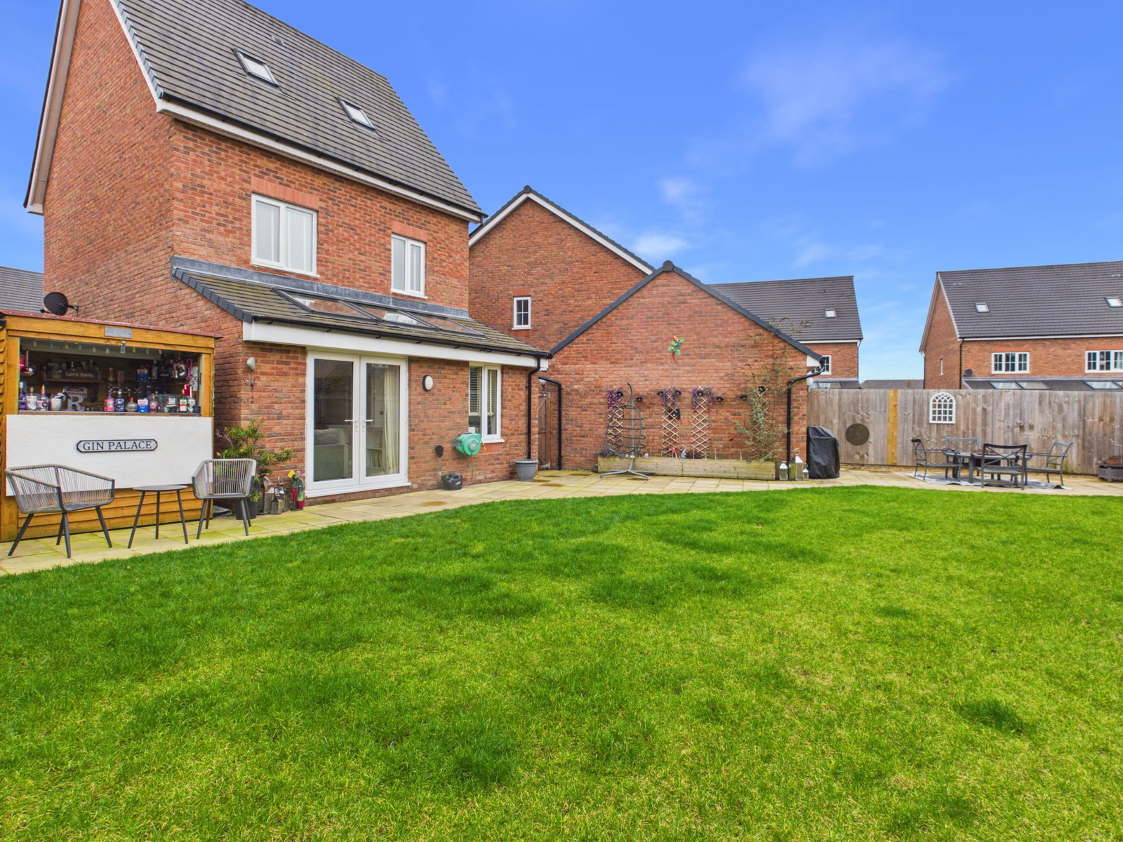 Detached House in Crewe