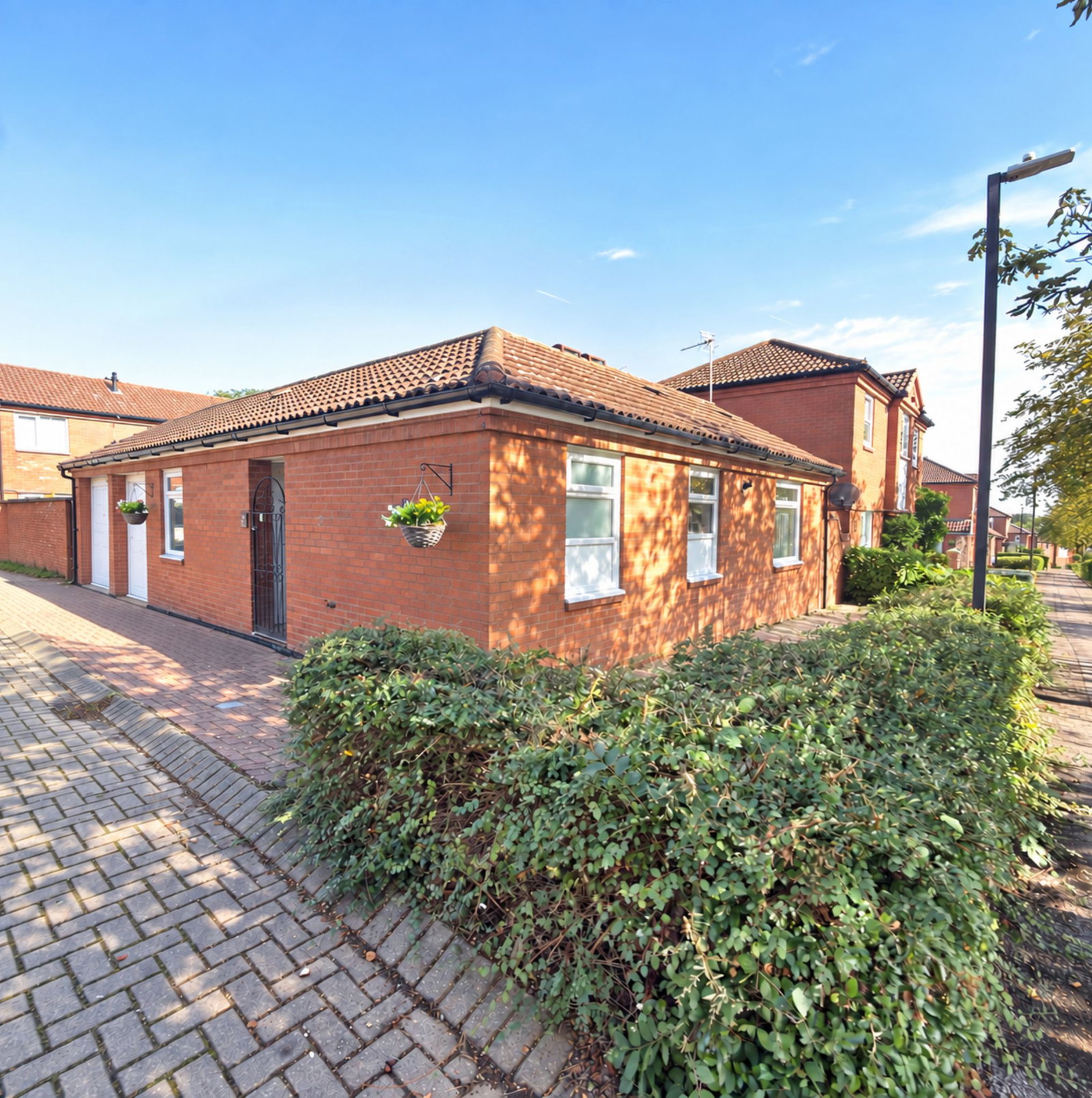 Bungalow in Milton Keynes