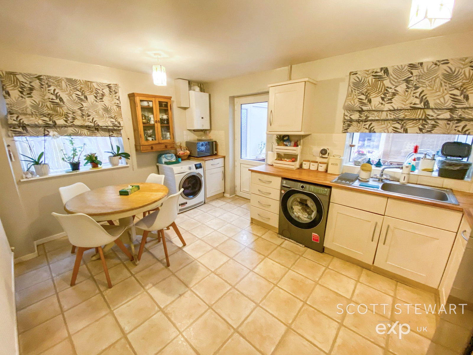 Semi Detached House in Peterborough