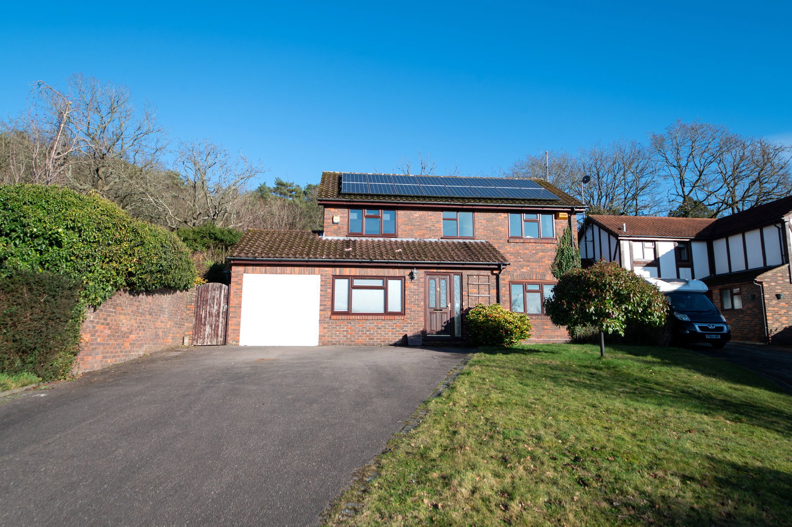Detached House in Camberley