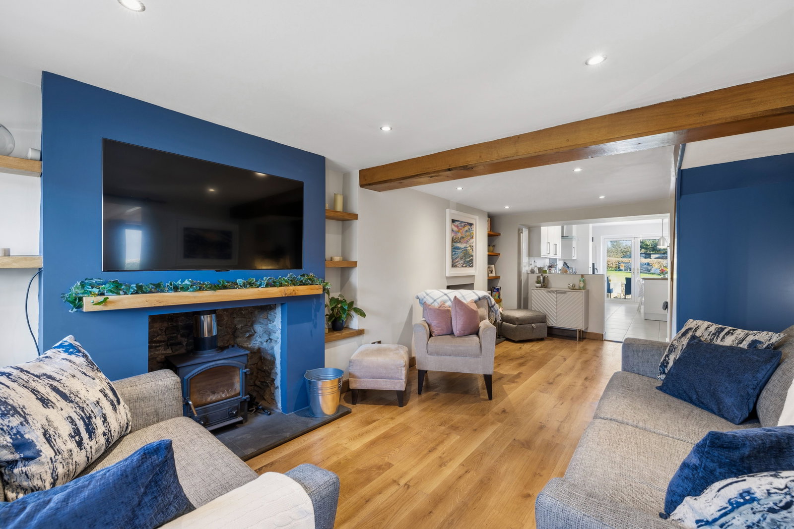 Semi Detached House in Swansea