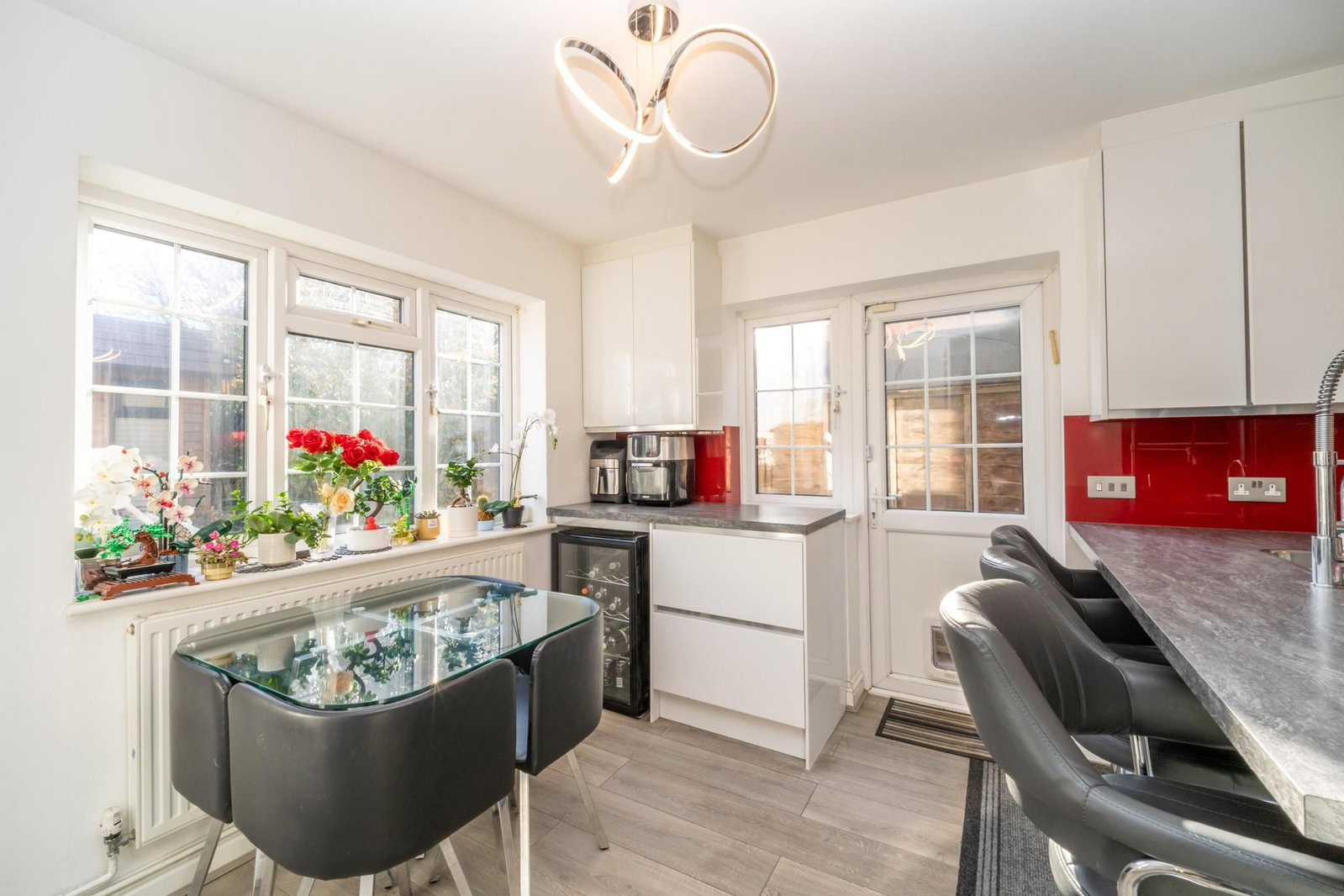Detached House in Borehamwood