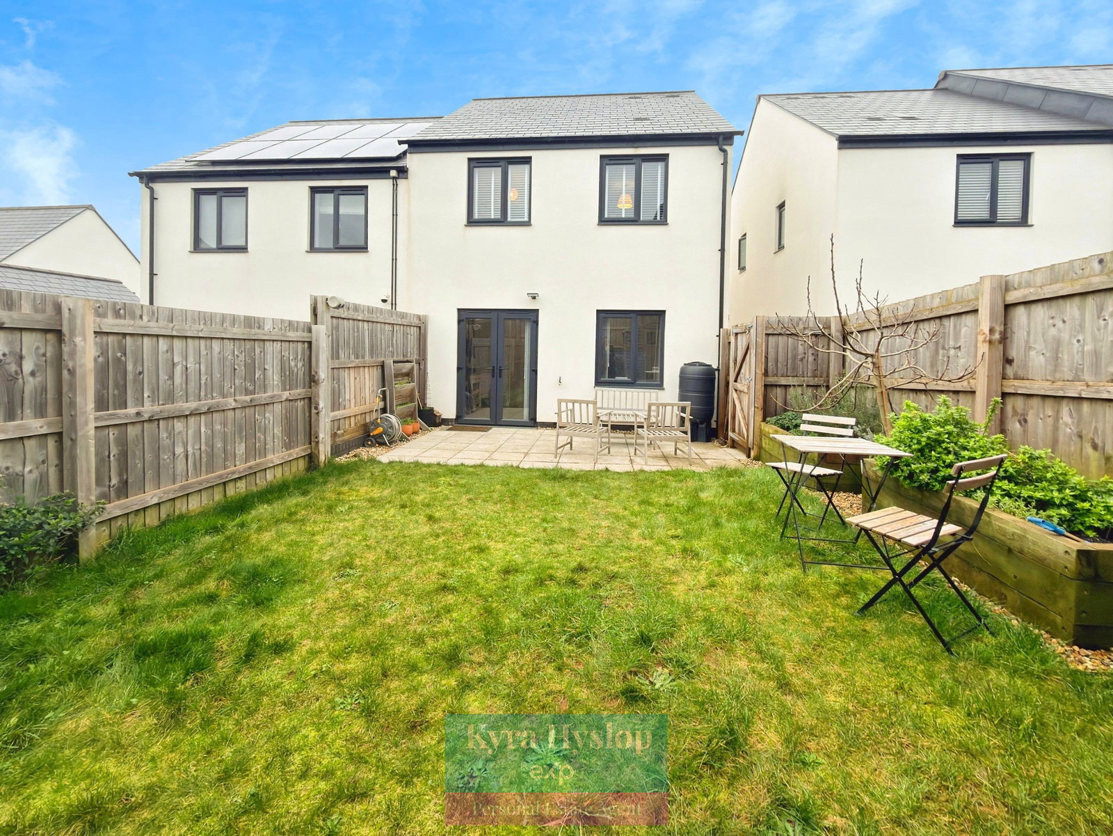 Semi Detached House for sale in Exeter, Cartland Rise, Exeter, EX1 3YT