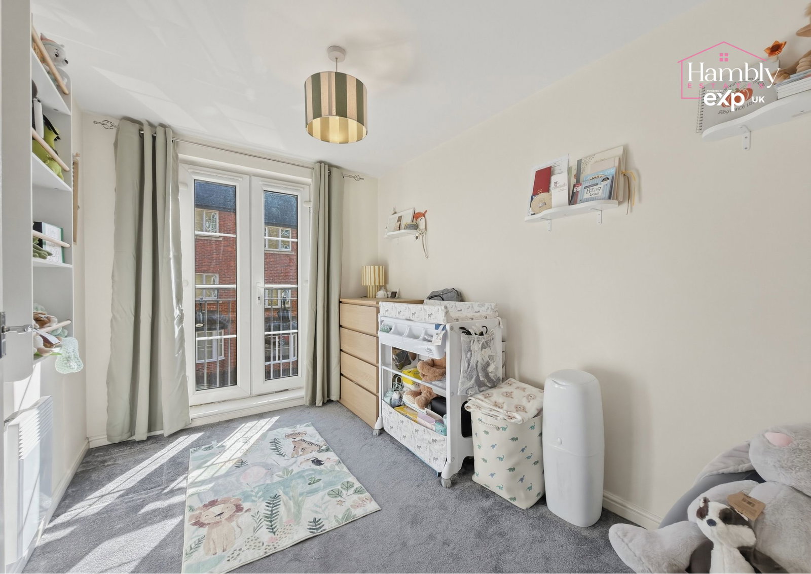 Flat in Cardiff