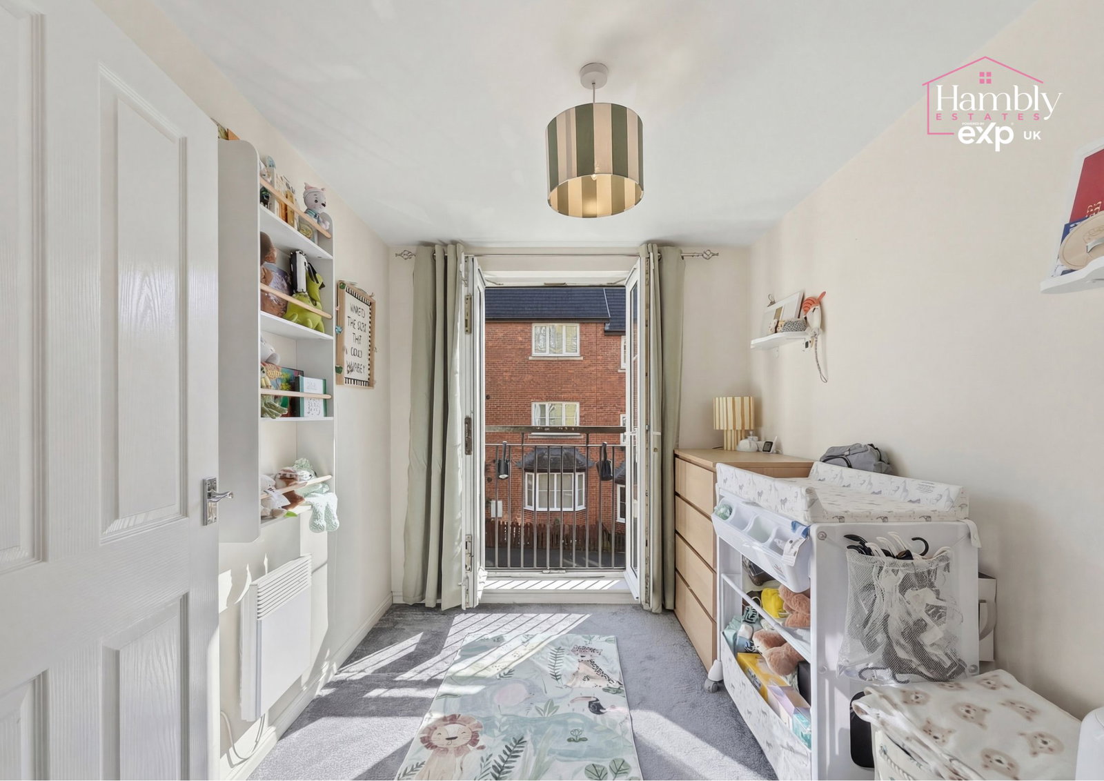 Flat in Cardiff