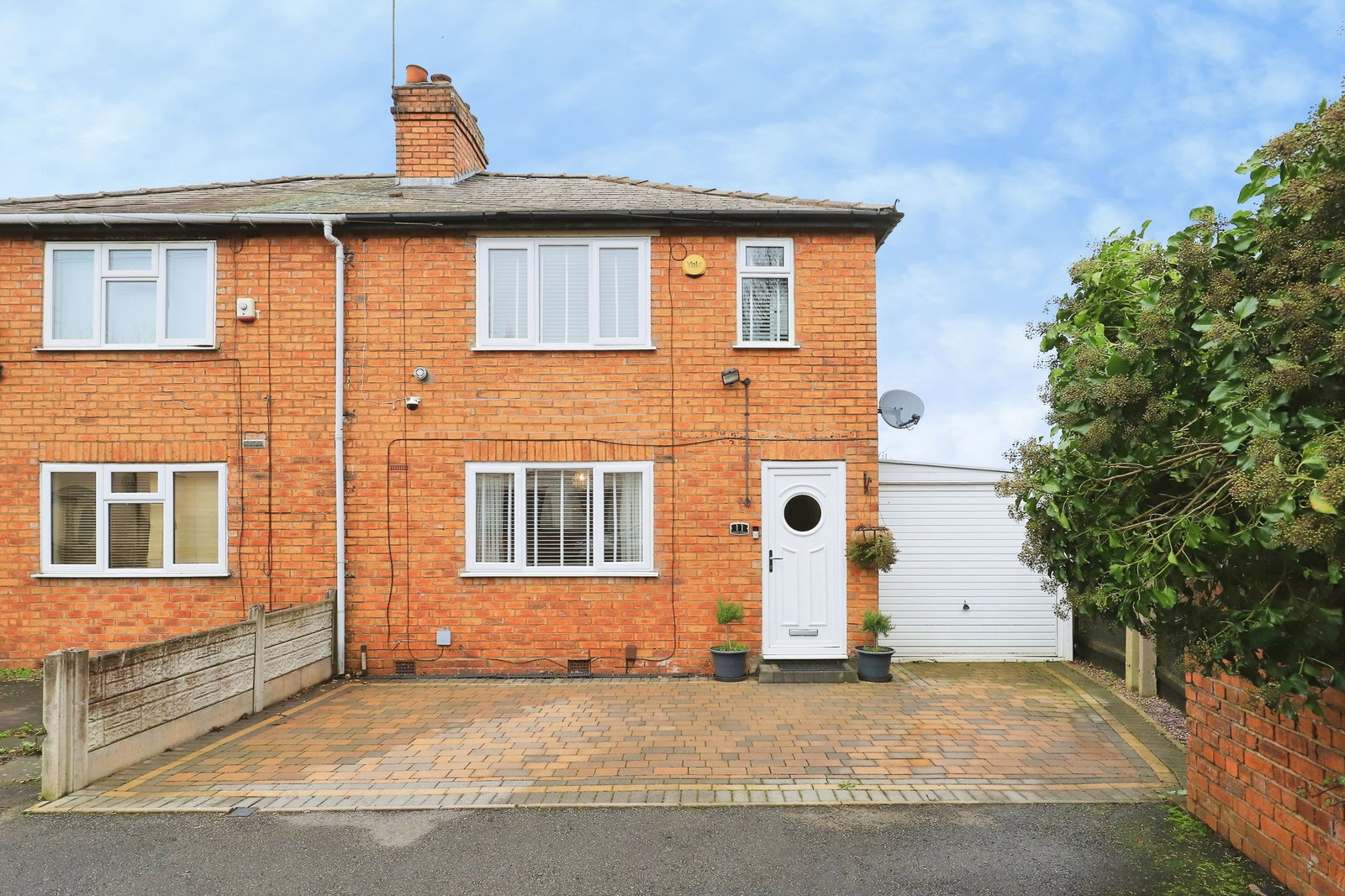 Semi Detached House in Wednesbury