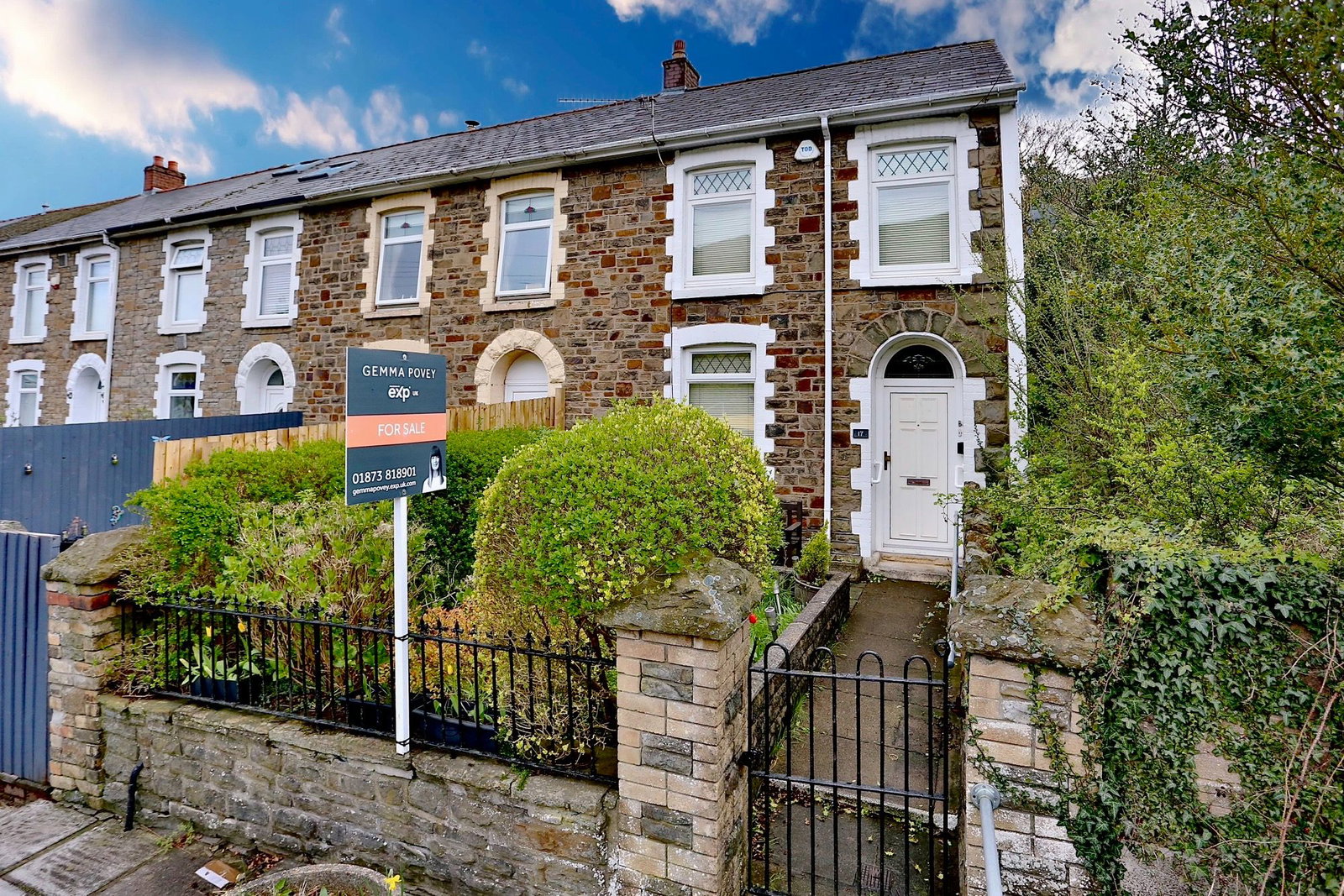 End Of Terrace House in Abertillery