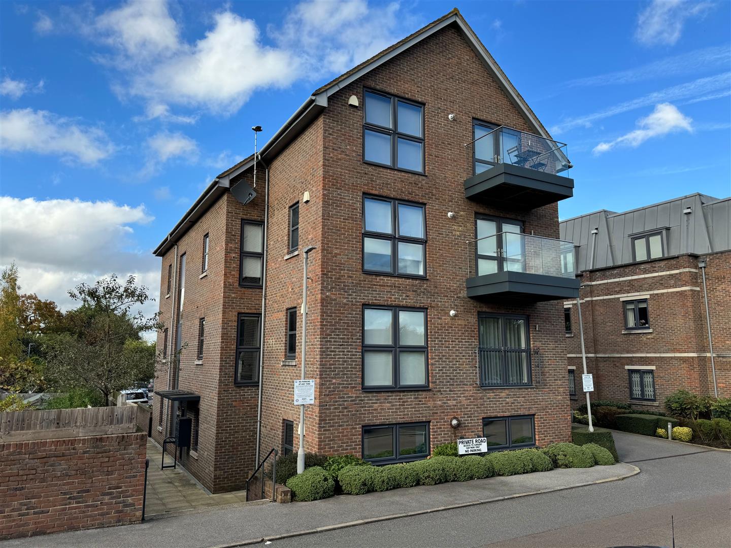 Flat in Bushey