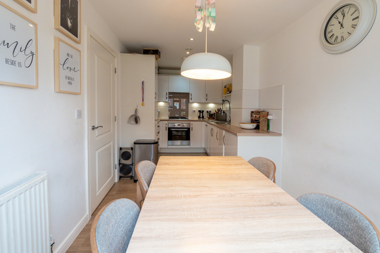 Semi Detached House in Gravesend