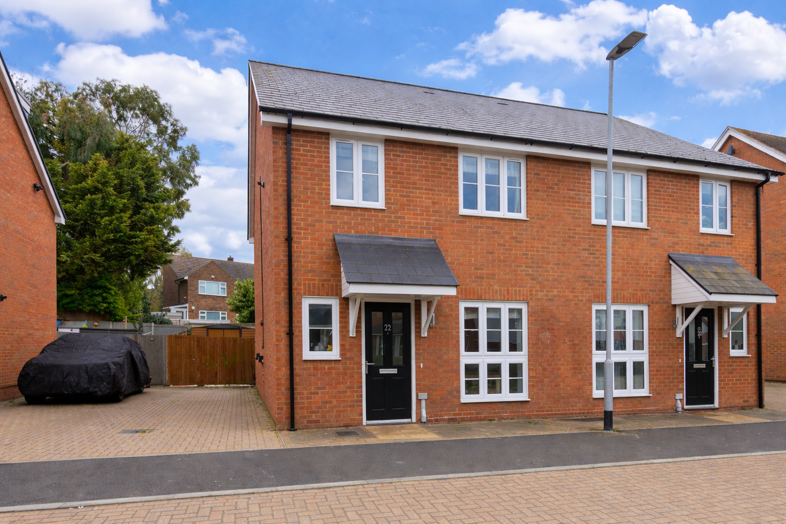 Semi Detached House in Gravesend