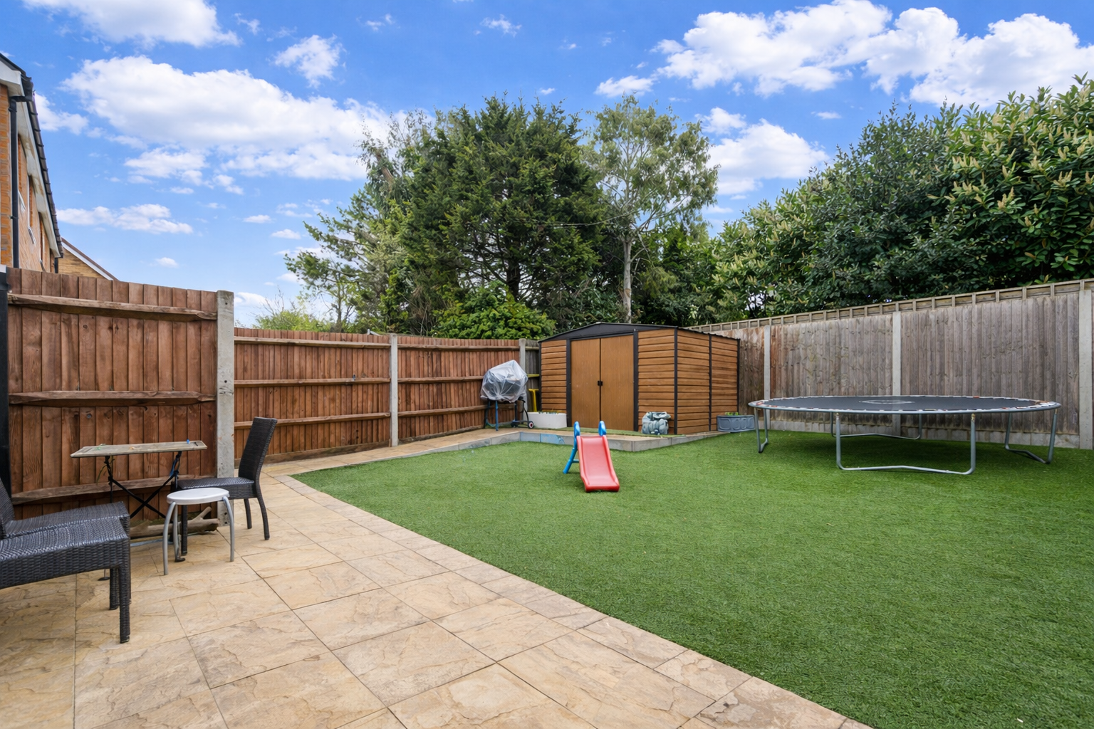 Semi Detached House in Gravesend