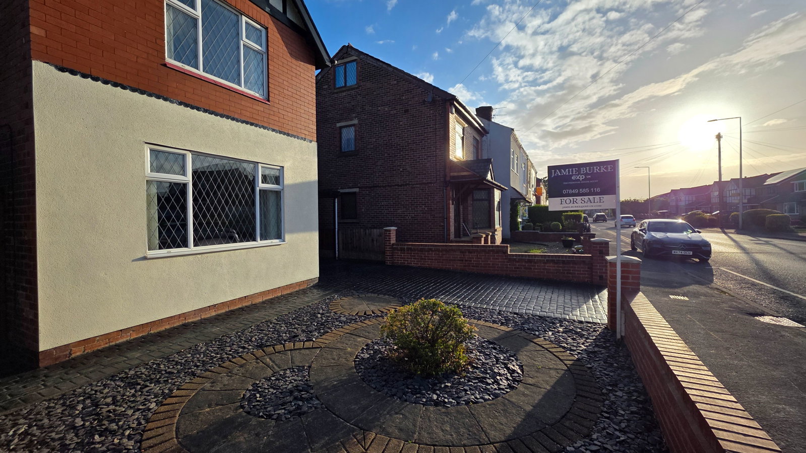Detached House in Manchester