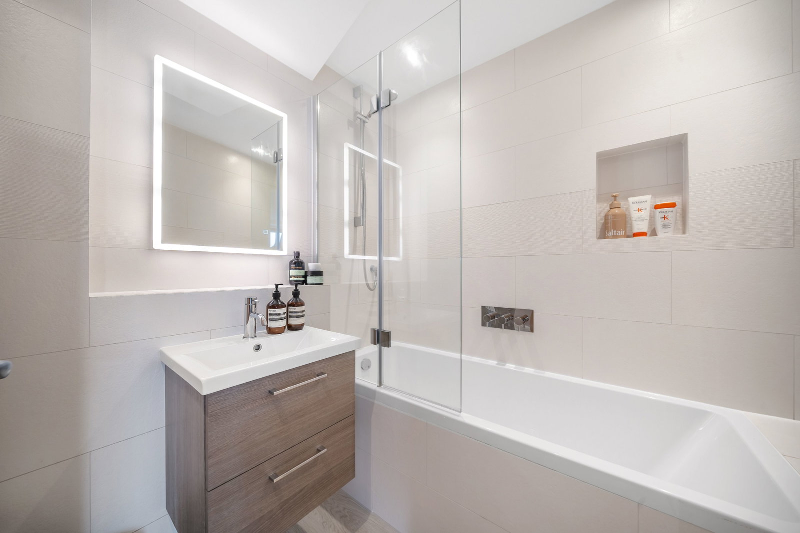 Semi Detached House in London