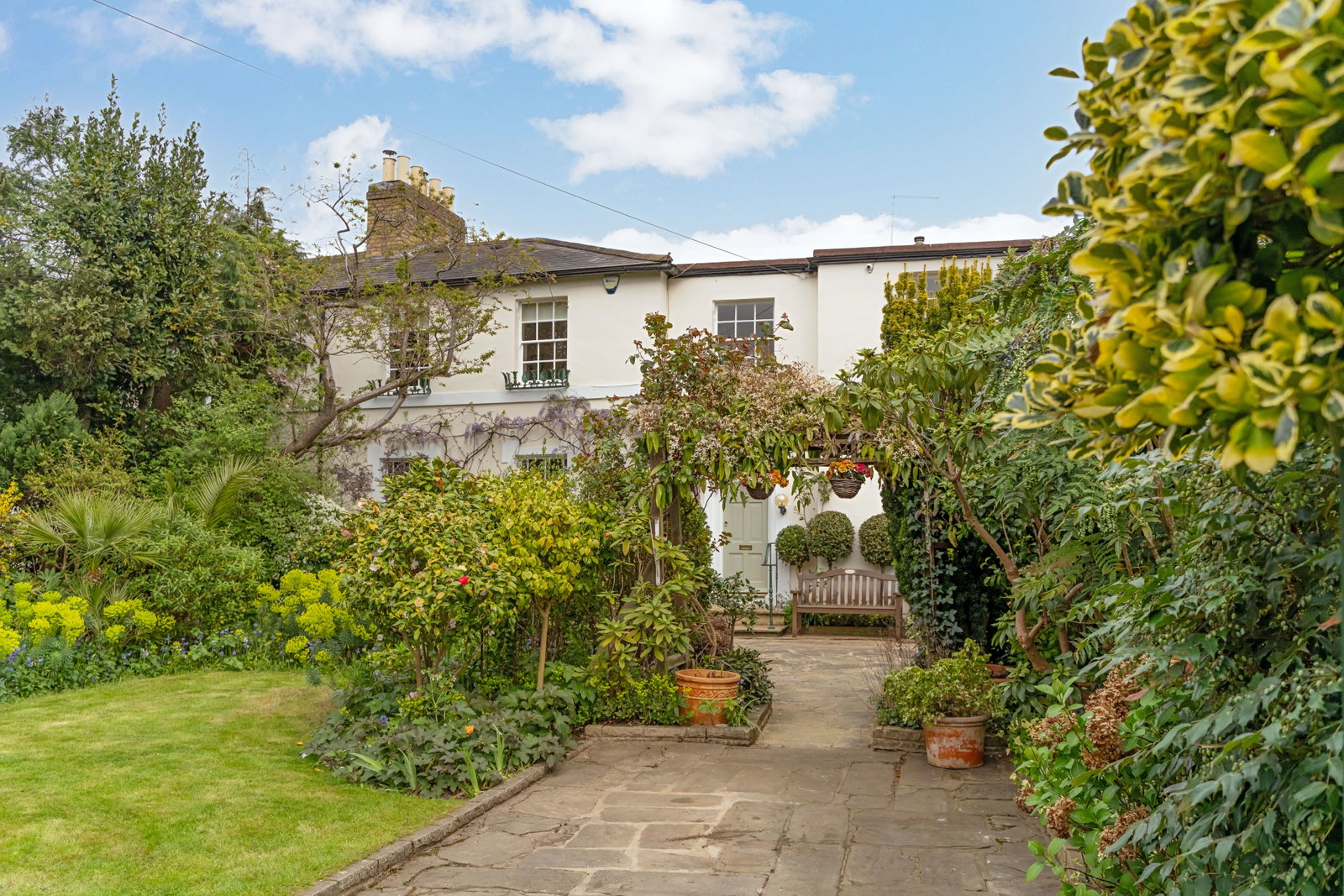 Detached House in Twickenham