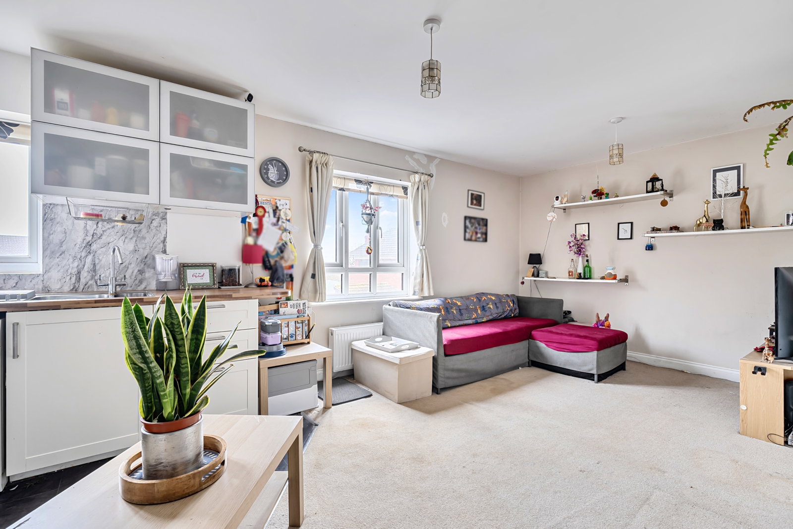 Flat in Warminster