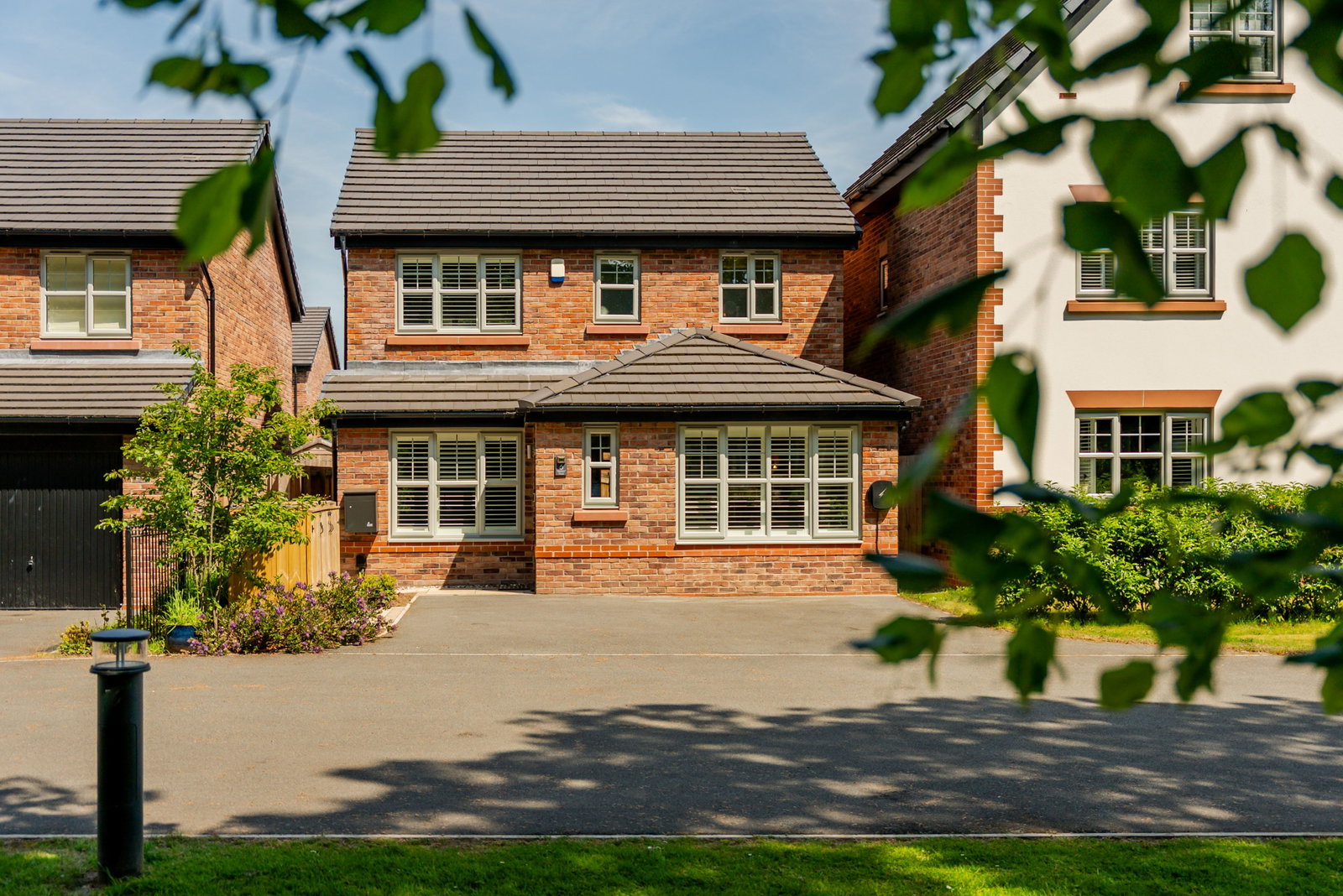 Detached House in Macclesfield