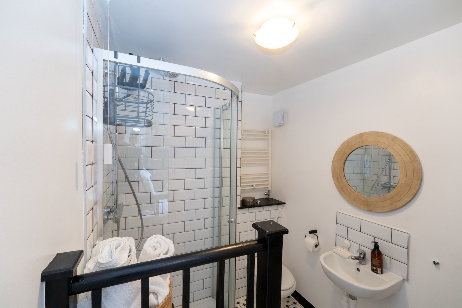Flat for sale in London, Hermon Hill, London, E11 2AP, 1000 m²