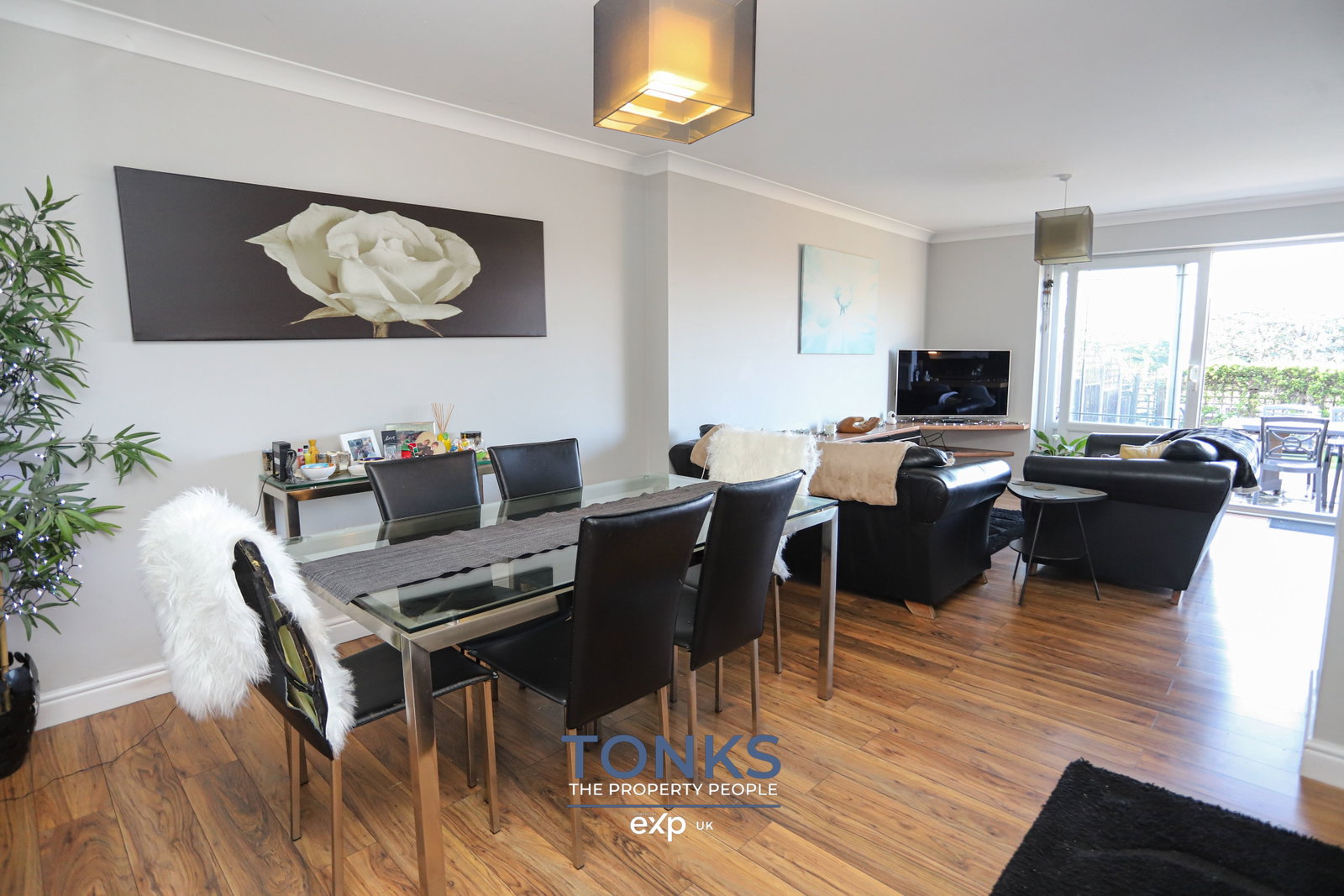 Semi Detached House in Halesowen