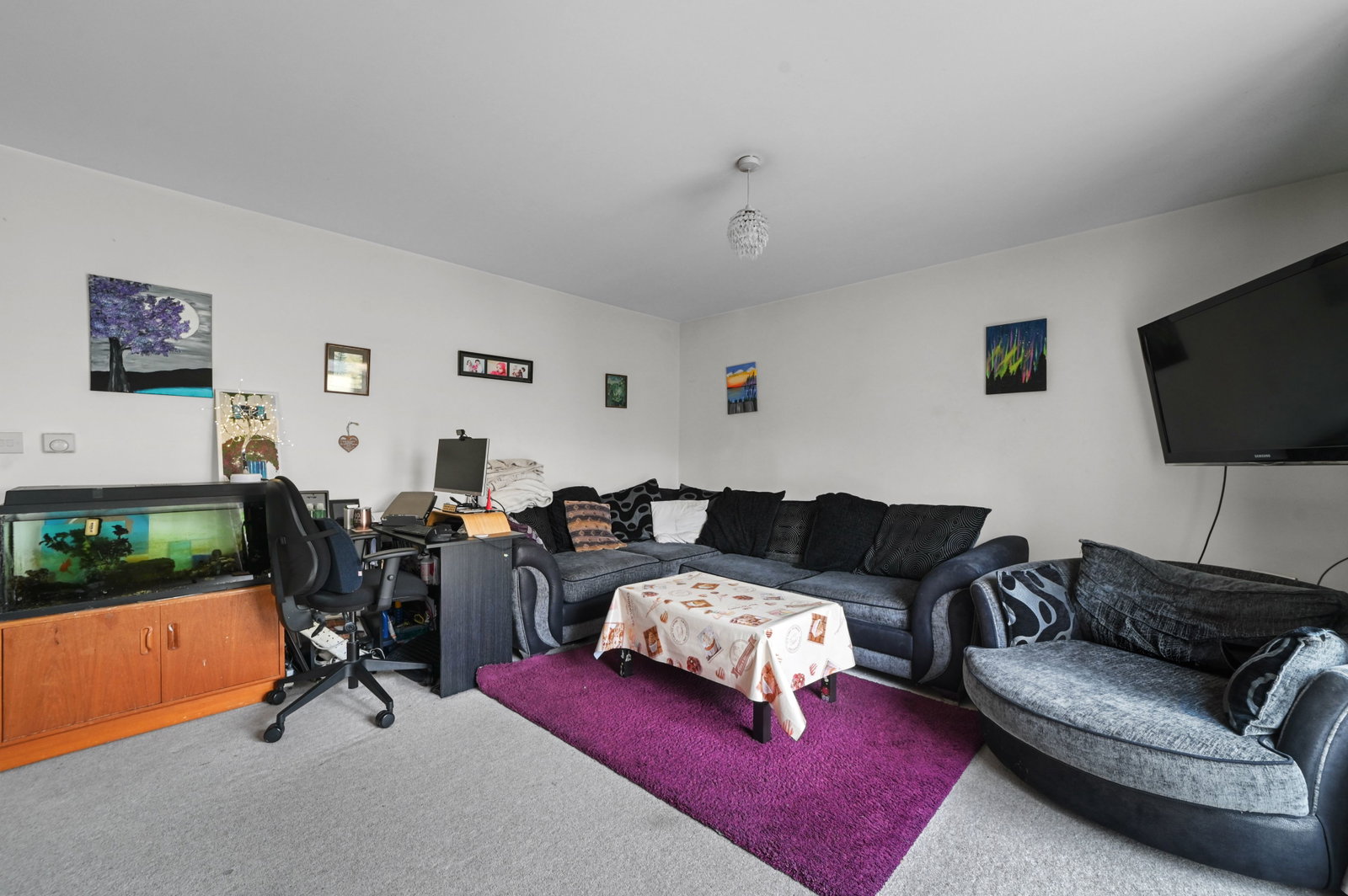 End Of Terrace House in Chigwell