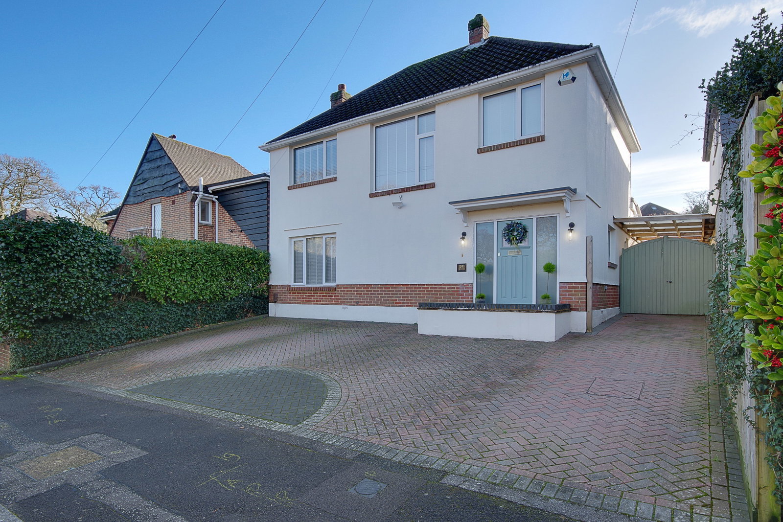Detached House in Bournemouth