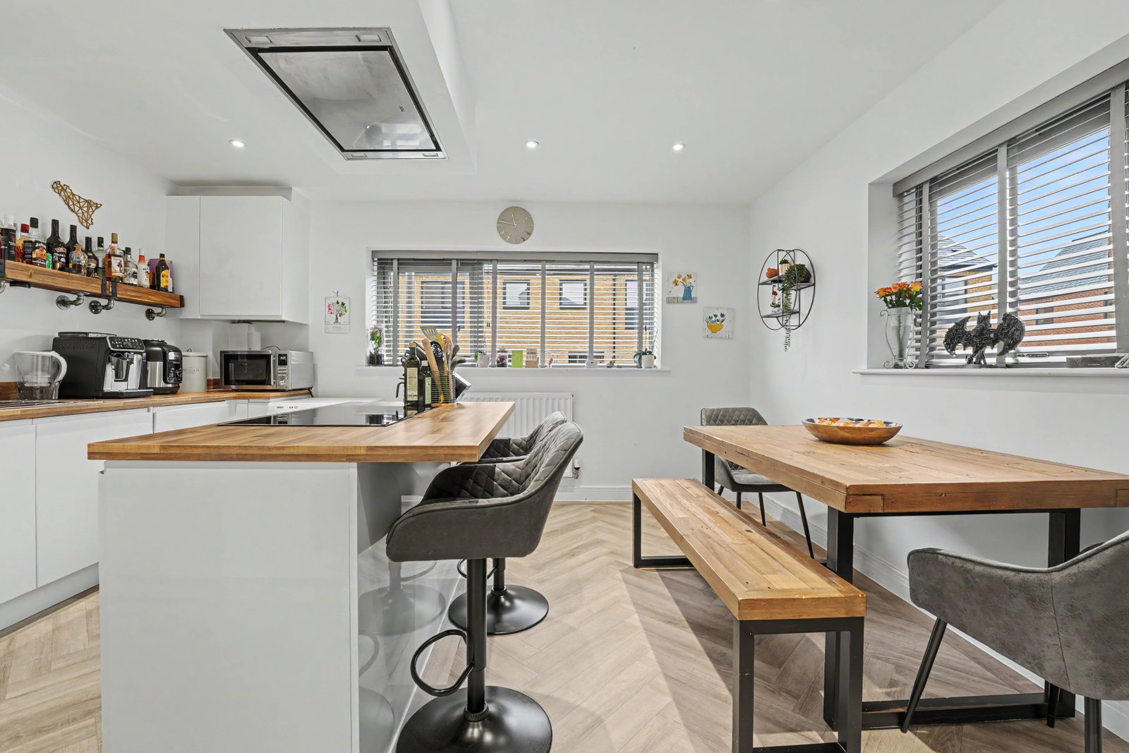 Link Detached House for sale in Harlow, Rosefield Lane, Newhall, Harlow, Essex, CM17 9SE, 1452 m²