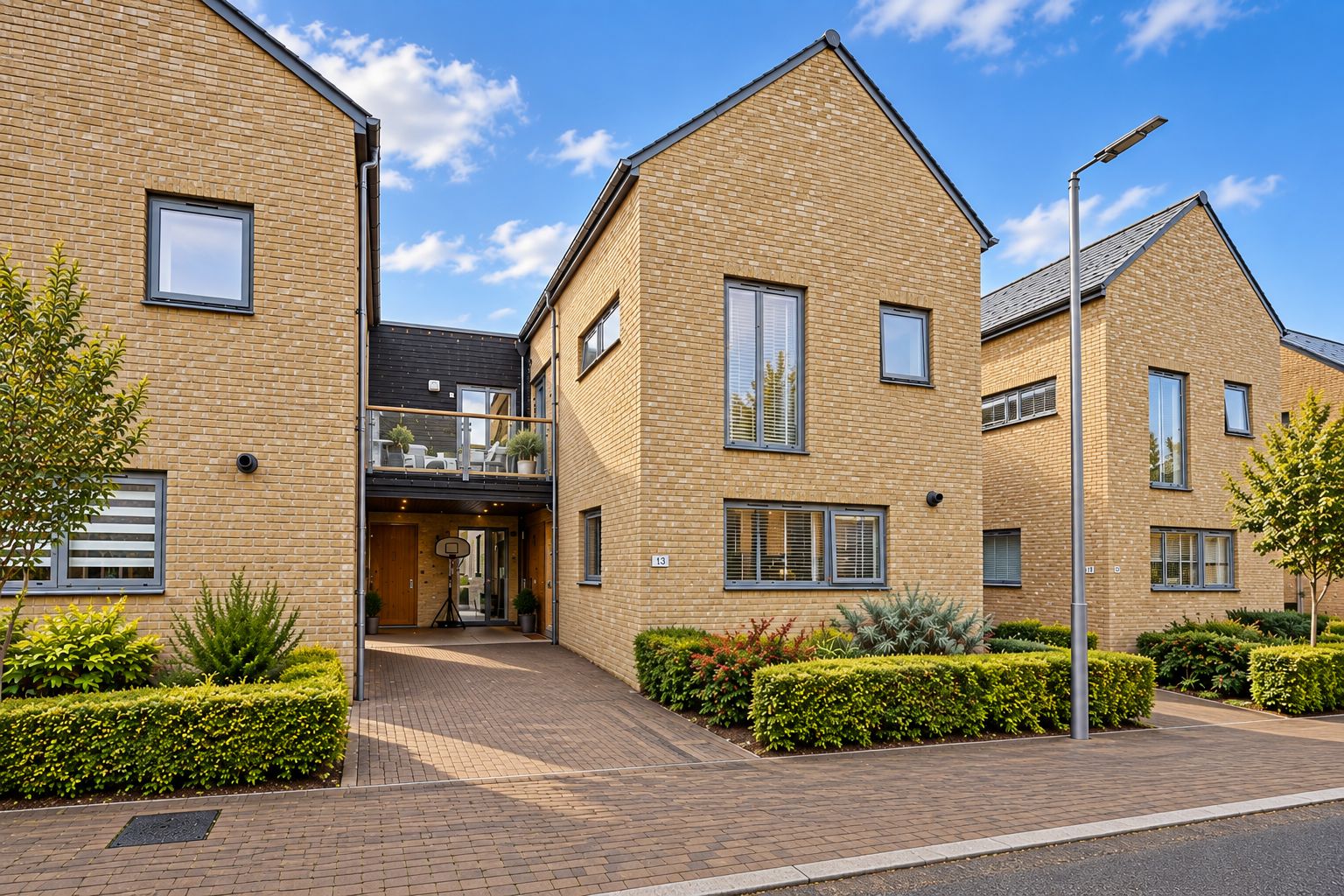 Link Detached House for sale in Harlow, Rosefield Lane, Newhall, Harlow, Essex, CM17 9SE, 1452 m²