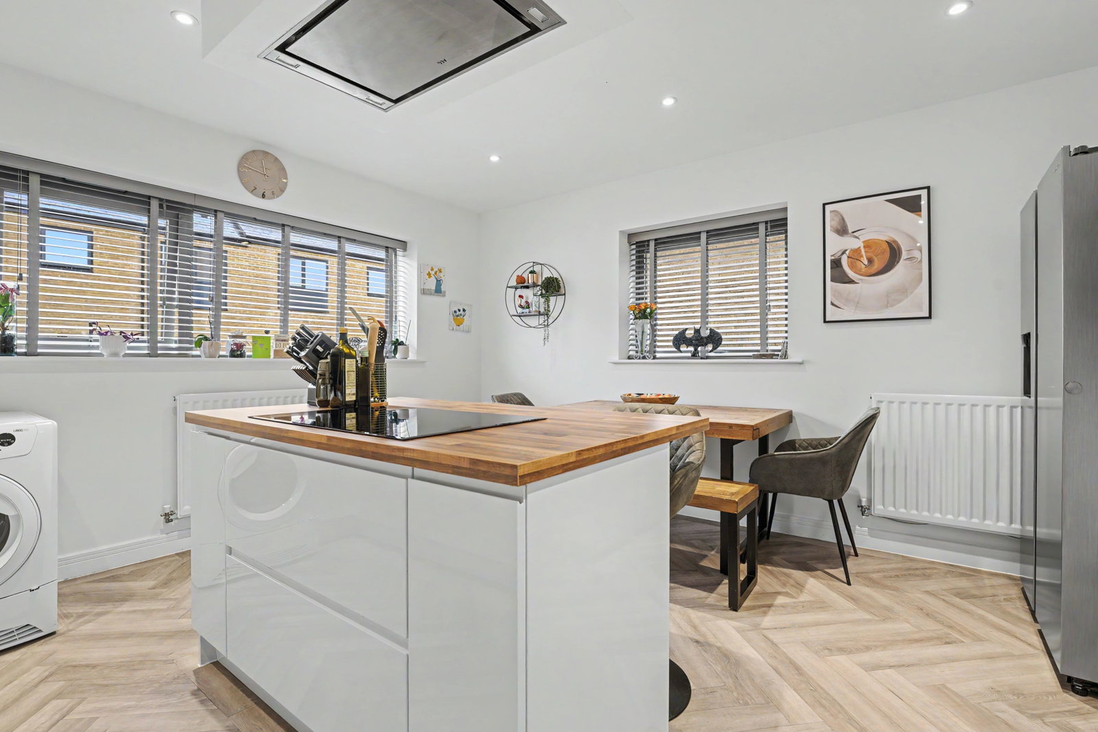 Link Detached House for sale in Harlow, Rosefield Lane, Newhall, Harlow, Essex, CM17 9SE, 1452 m²
