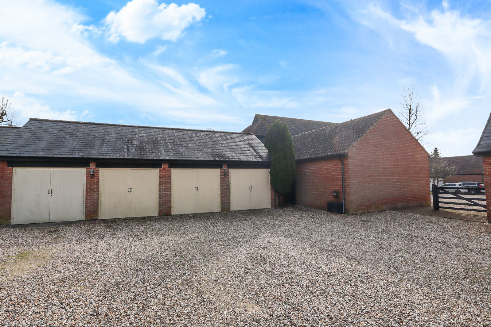 Detached House in Calne