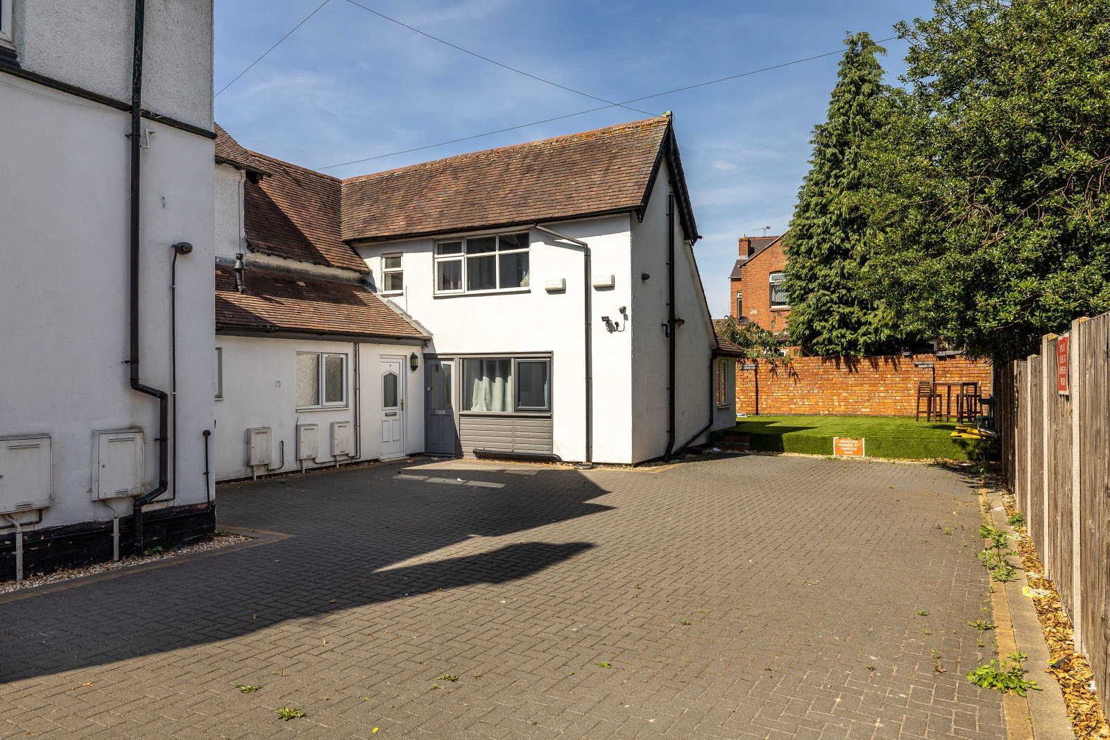 Detached House in Coventry