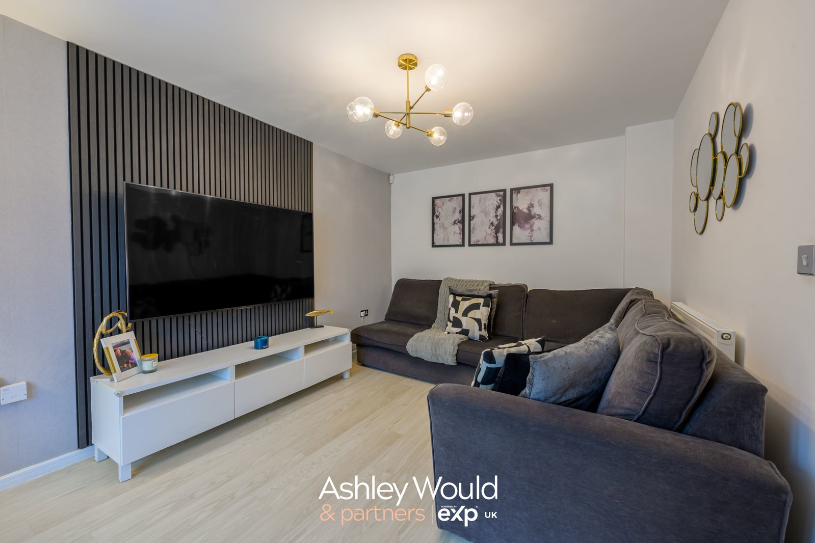 Detached House in Cradley Heath