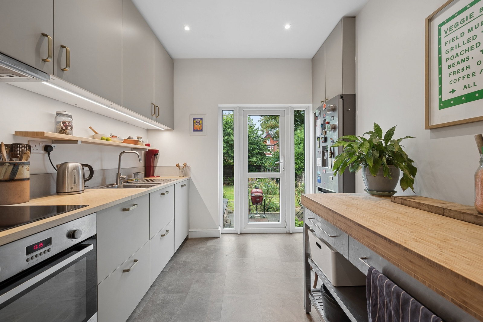 Semi Detached House for sale in Stockport, Claremont Avenue, Heaton Chapel, Stockport, SK4 4QR, 2030 m²