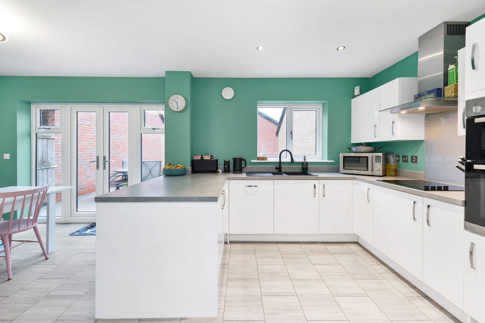 Detached House in Bedford