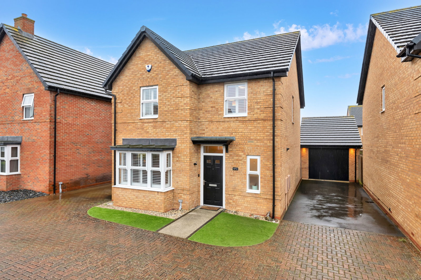 Detached House in Bedford
