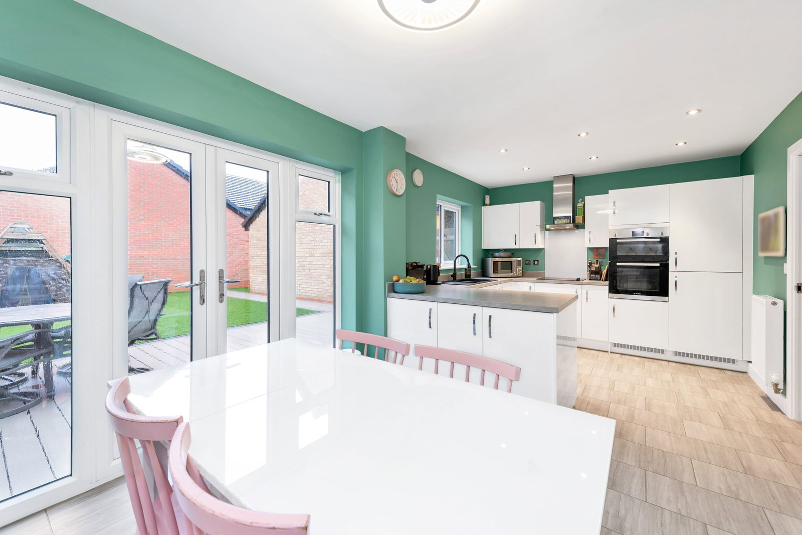 Detached House in Bedford