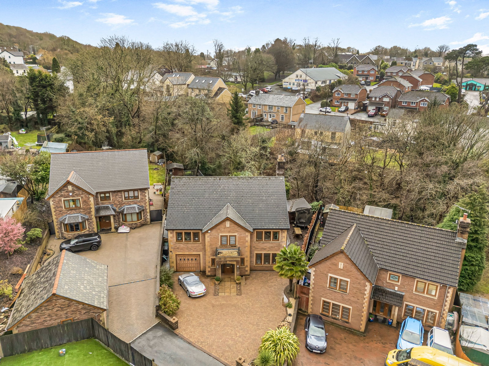 Detached House in Swansea
