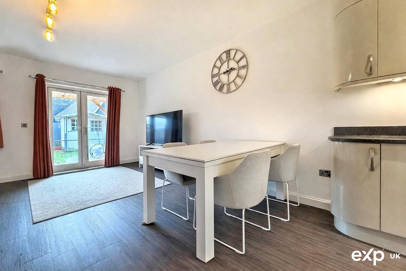 End Of Terrace House in Aylesbury