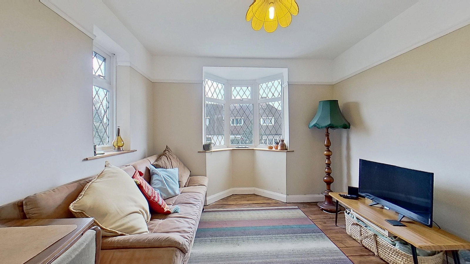 Semi Detached House in Hythe