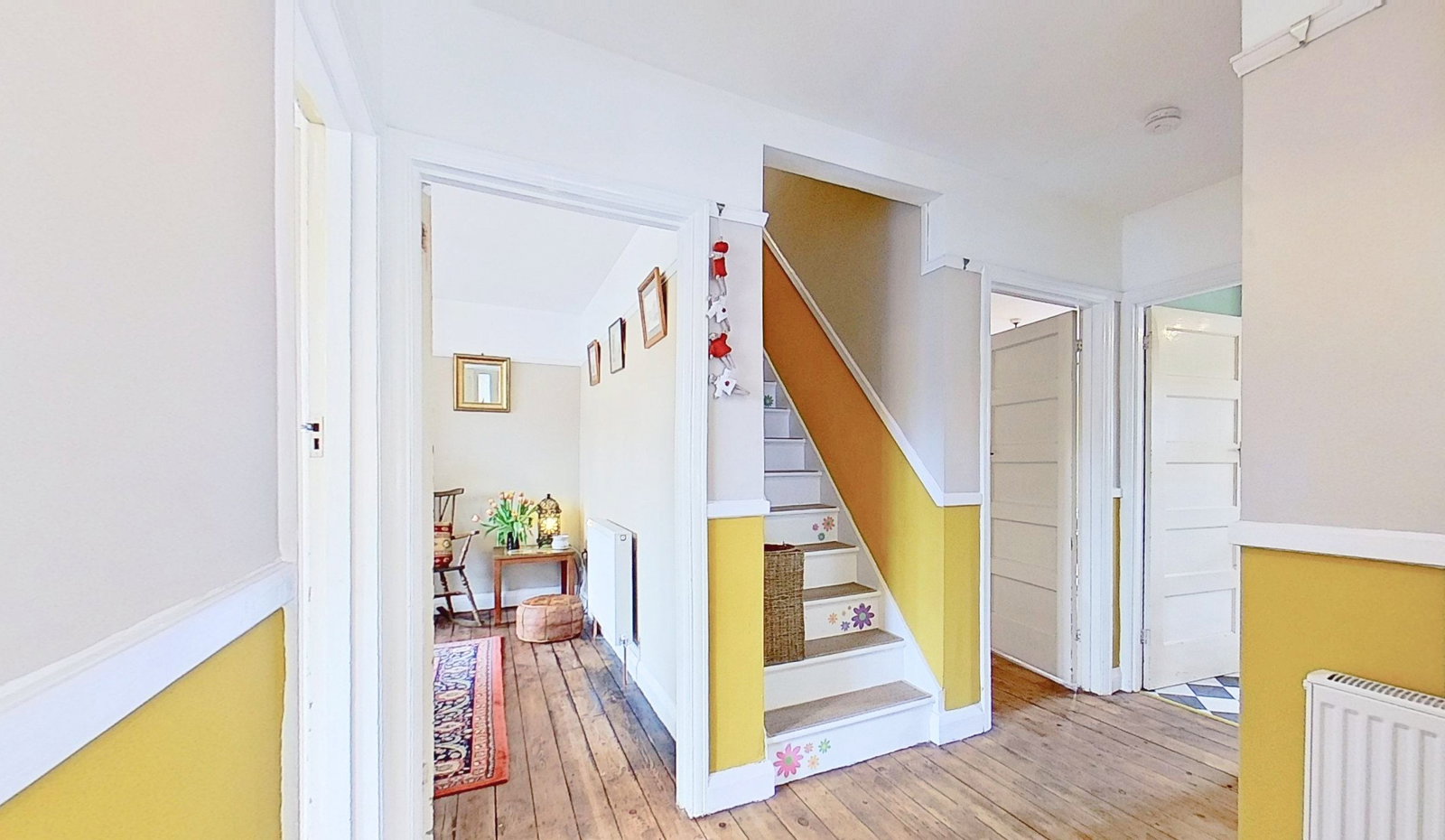 Semi Detached House in Hythe