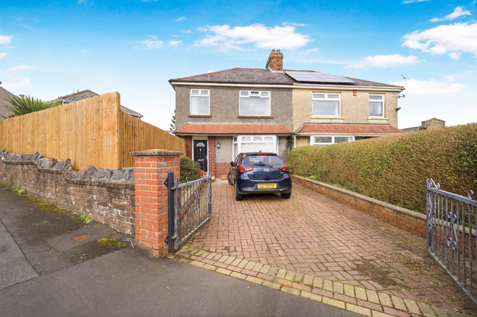 Semi Detached House in Neath
